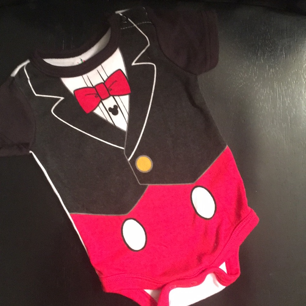 ⭐️Disney Baby Mickey Onesie!⭐️